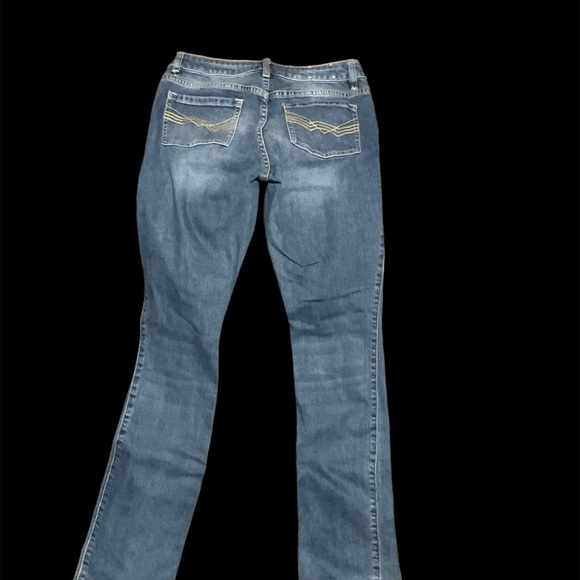 Idyllwind Blue Straight Leg Jeans - Picture 2 of 5